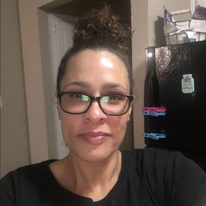 Meet your Posher, Jarrette